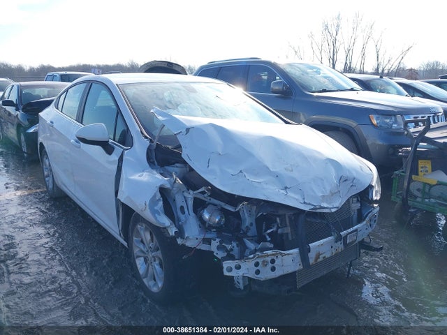 Chevrolet CRUZE LT 2019 1G1BE5SM4K7118238 главное изображение