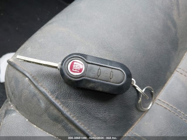 2012 FIAT 500C 3C3CFFER6CT100833 Photo 10