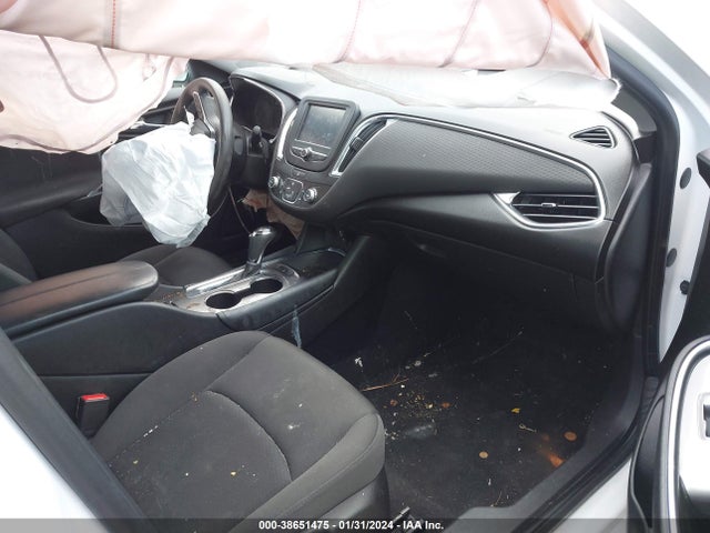 Chevrolet MALIBU LT 2018 1G1ZD5ST6JF270695 Image 5