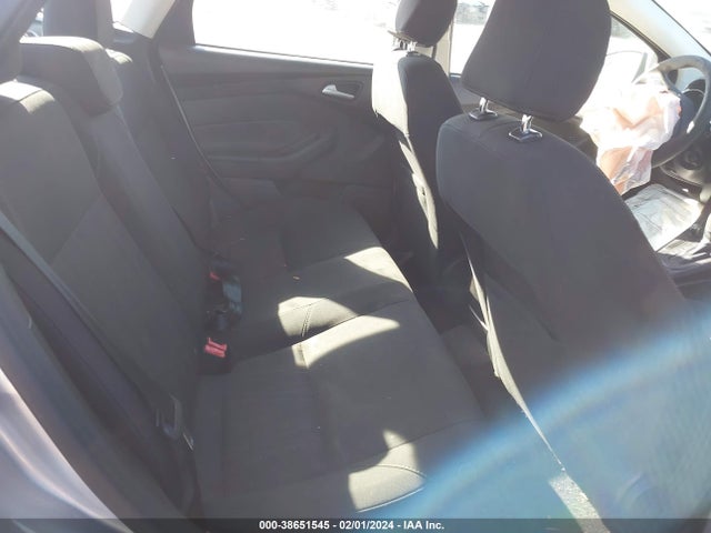 Ford FOCUS SE 2017 1FADP3F24HL264278 Image 8