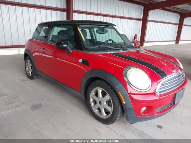 2010 MINI COOPER WMWMF3C54ATU78525 Photo 0