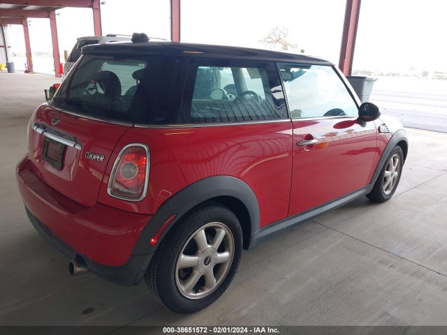 2010 MINI COOPER WMWMF3C54ATU78525 Photo 3