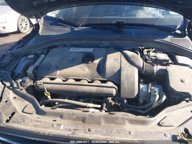 YV4902RC1F2612380 Volvo Xc60 T6 Premier Plus