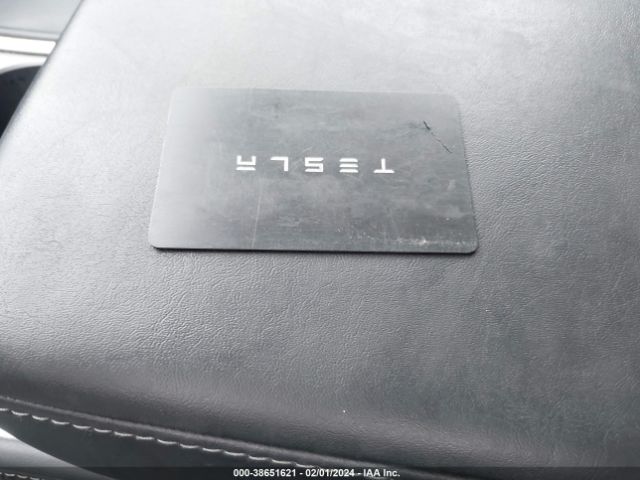 2021 TESLA MODEL Y 5YJYGAEE6MF180326 Photo 10
