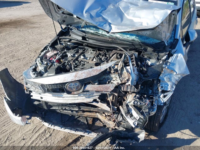 Toyota Corolla Hybrid Le 2021 JTDEAMDEXMJ007876 Image 6