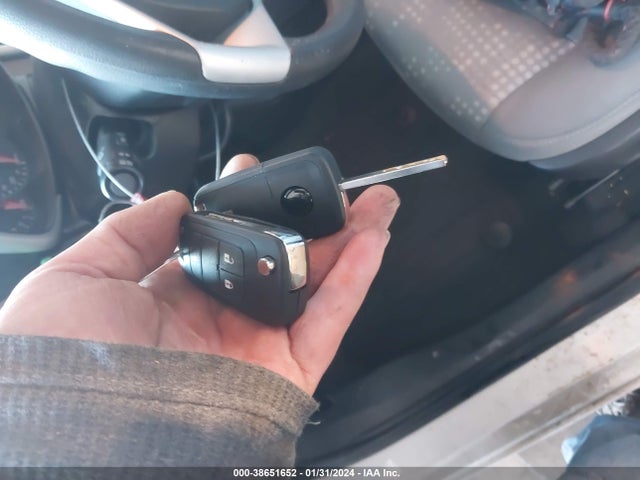 Chevrolet Sonic Lt Auto 2017 1G1JG6SG6H4153072 Image 11