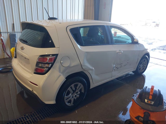 Chevrolet Sonic Lt Auto 2017 1G1JG6SG6H4153072 Image 4