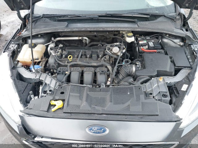 2018 FORD FOCUS SE VIN: 1FADP3K2XJL284577