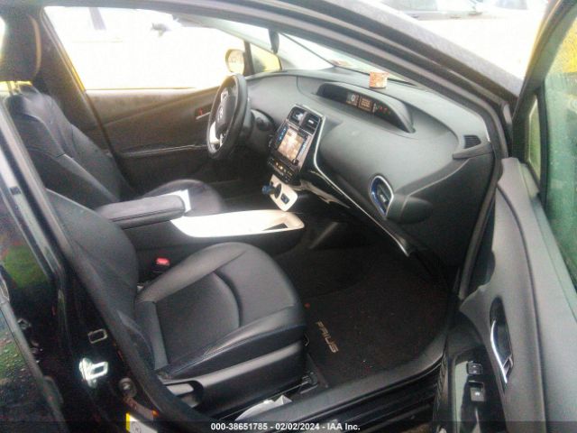 JTDKARFU1G3004197 Toyota Prius Three Touring