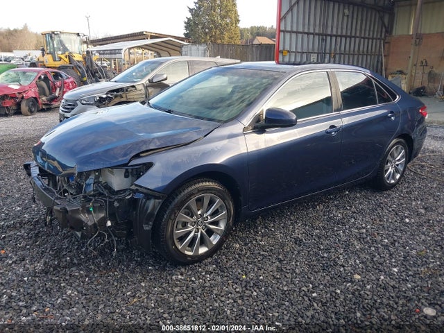Toyota CAMRY XLE 2016 4T4BF1FKXGR549845 Image 2