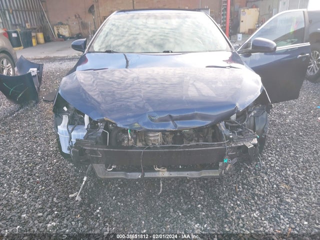 Toyota CAMRY XLE 2016 4T4BF1FKXGR549845 Image 6
