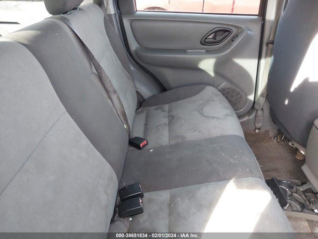 2003 Ford Escape Xls მანქანა იყიდება აუქციონზე, vin: 1FMYU021X3KA51622, აუქციონის ნომერი: 38651834