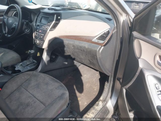 5NMZT3LB7HH047180 Hyundai Santa Fe Sport 2.4l