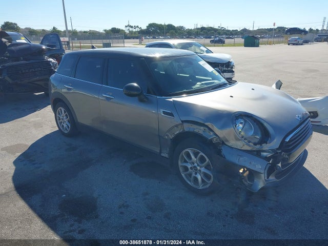 2016 MINI CLUBMAN WMWLN5C58G2E31011 Photo 0
