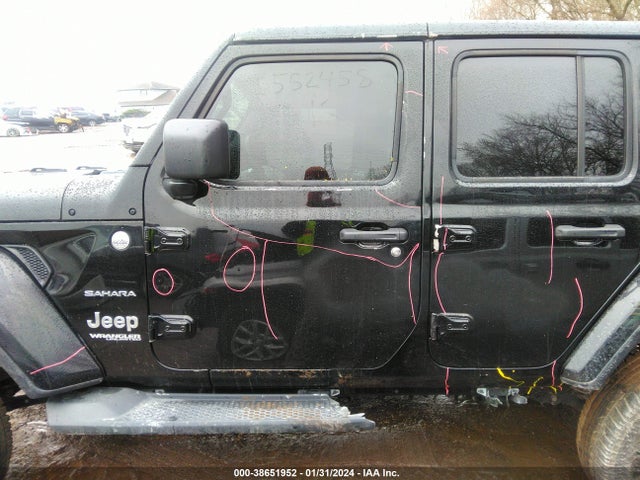 1C4HJXEG1KW552458 Jeep Wrangler Unlimited Sahara 4x4