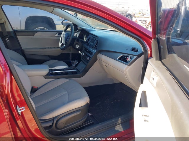 Hyundai SONATA SE 2015 5NPE24AF1FH105538 Image 5