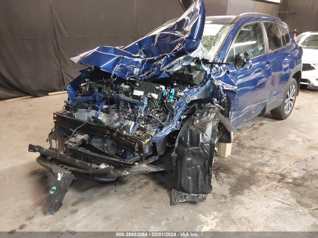 Toyota Corolla Cross Xle 2022 7MUDAABG5NV014095 Image 2
