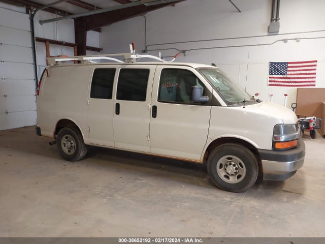 Chevrolet Express 2500 Work Van 2017 1GCWGAFF8H1156641 Image 14