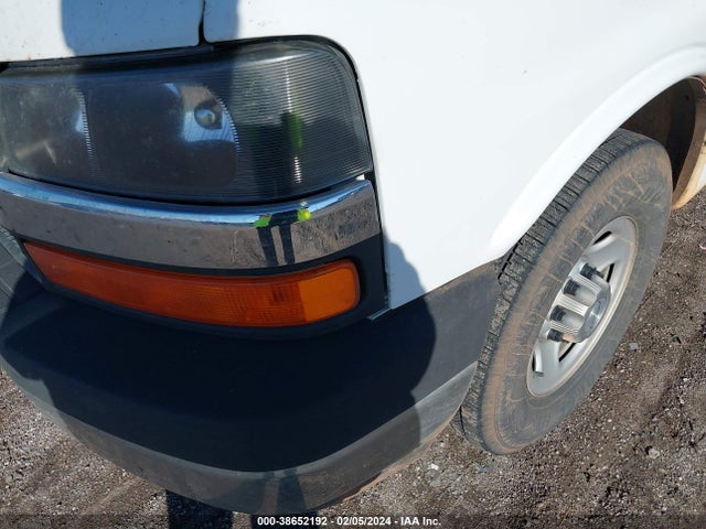 Chevrolet Express 2500 Work Van 2017 1GCWGAFF8H1156641 Image 19