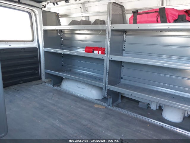 Chevrolet Express 2500 Work Van 2017 1GCWGAFF8H1156641 Image 8