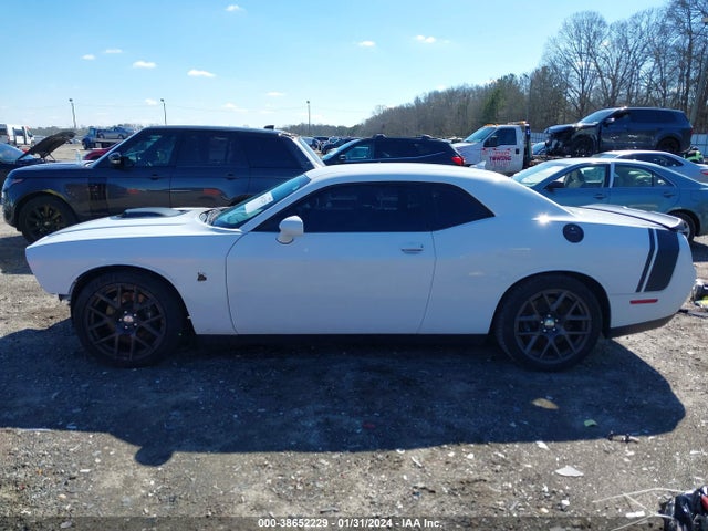 Dodge Challenger 392 Hemi Scat Pack Shaker 2016 2C3CDZFJ1GH264487 Image 15