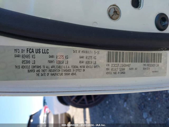 Dodge Challenger 392 Hemi Scat Pack Shaker 2016 2C3CDZFJ1GH264487 Image 9