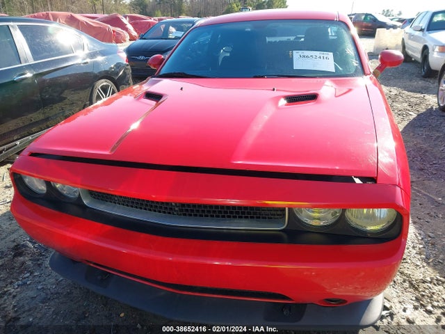 2014 DODGE CHALLENGER SXT VIN: 2C3CDYAG1EH195108