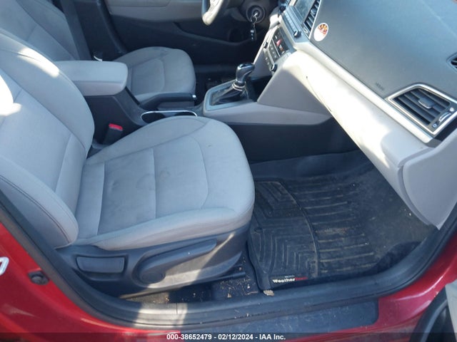 Hyundai ELANTRA SE 2017 5NPD84LF8HH093642 Image 5