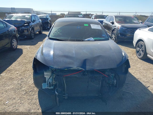 1VWAA7A31MC015403 Volkswagen Passat 2.0t S