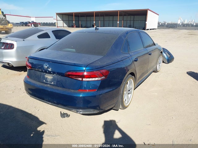 1VWAA7A31MC015403 Volkswagen Passat 2.0t S