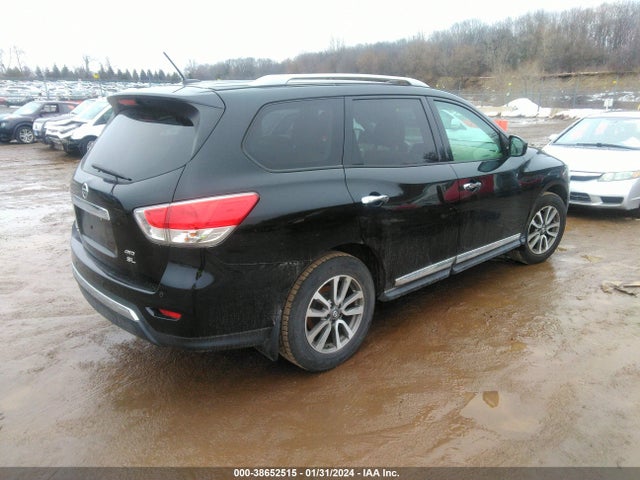2014 NISSAN PATHFINDER SL VIN: 5N1AR2MMXEC617880