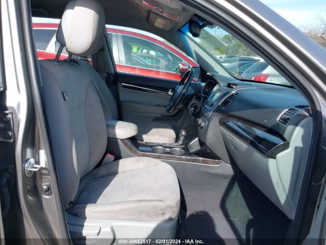 5XYKT3A69EG508800 KIA SORENTO LX