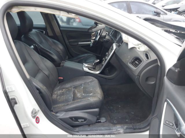 YV140MFB4F1305984 Volvo S60 T5 Premier