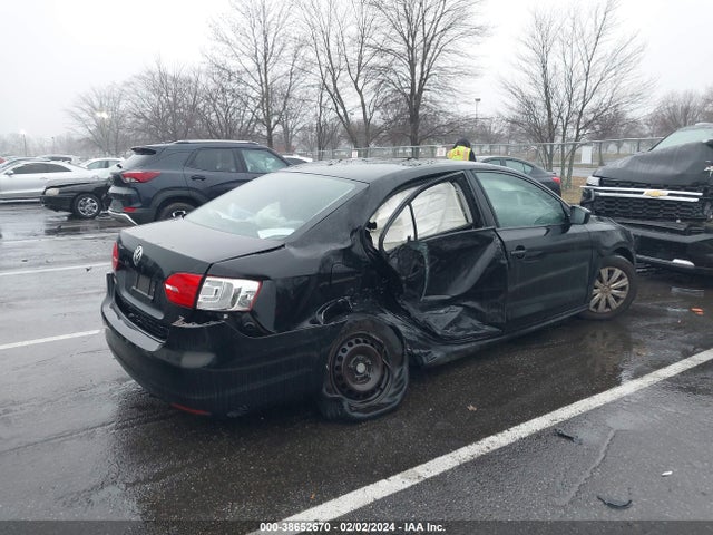3VW2K7AJ9EM399818 Volkswagen Jetta 2.0l S