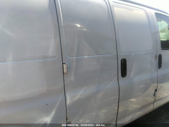 Chevrolet Express 2500 Work Van 2019 1GCWGAFP9K1268798 Image 13
