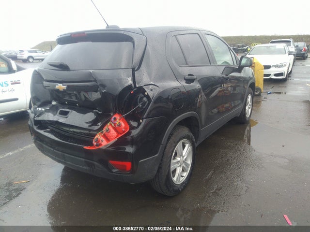 Chevrolet Trax Awd Ls 2022 KL7CJNSM2NB550168 Image 4