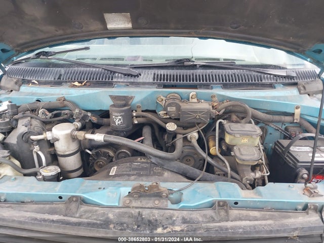 1992 CHEVROLET ASTRO VIN: 1GNDM19Z1NB146228