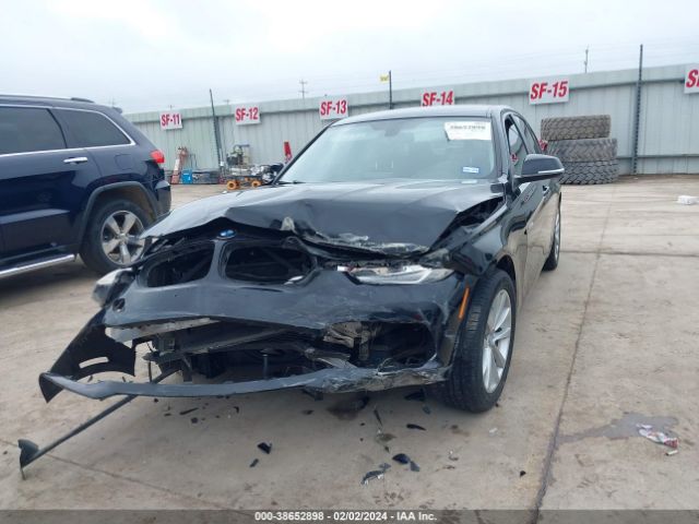 WBA8A9C55GK617854 BMW 320i