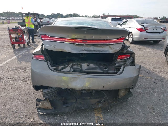 3LN6L2G99FR602935 Lincoln MKZ