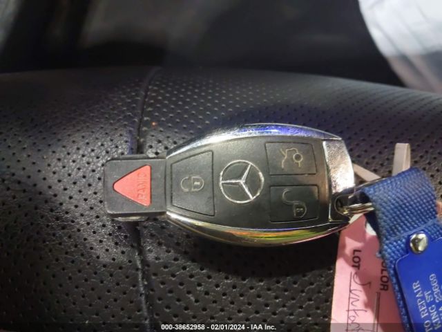 WDDUG8CB3FA159239 Mercedes-Benz S 550