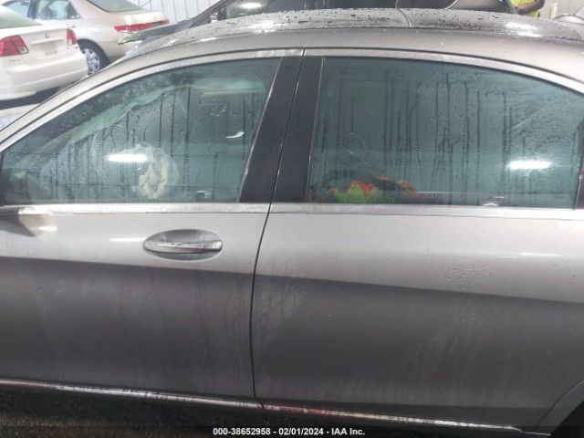 WDDUG8CB3FA159239 Mercedes-Benz S 550