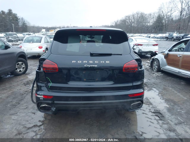 WP1AA2A20GKA08027 Porsche Cayenne