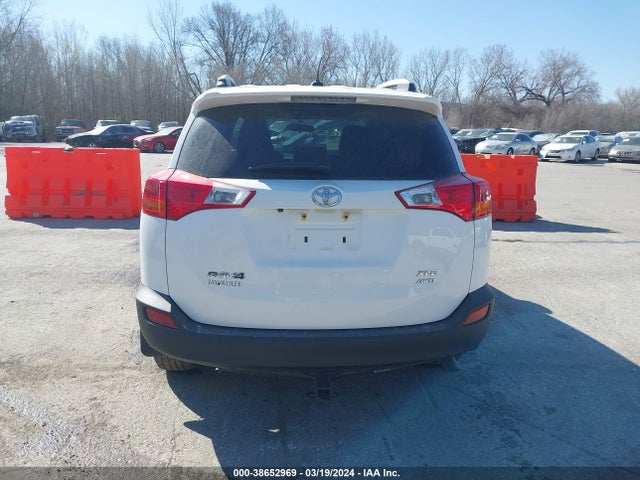 Toyota Rav4 Xle 2015 2T3RFREV5FW373781 Image 16