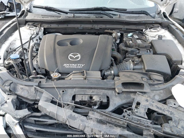 3MZBN1L38JM206040 Mazda Mazda3 Touring