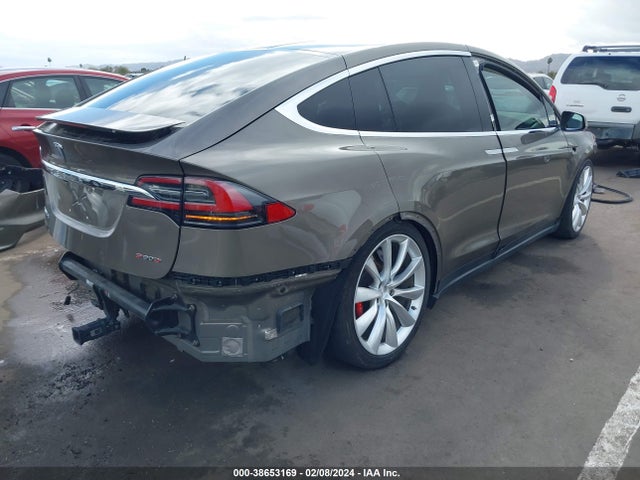 Tesla Model X 60d/p100d/p90d 2016 5YJXCAE44GFS00172 Image 4