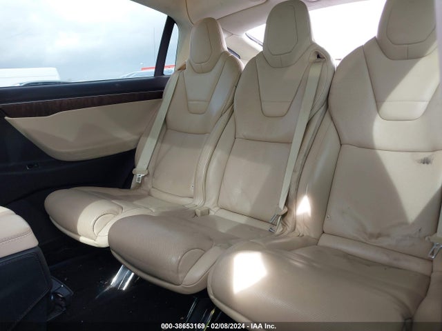 Tesla Model X 60d/p100d/p90d 2016 5YJXCAE44GFS00172 Image 8