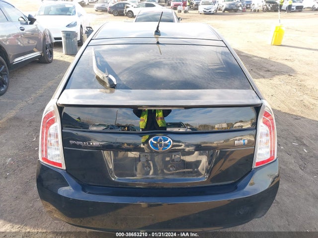 Toyota Prius Three 2015 JTDKN3DU4F1874380 Image 16