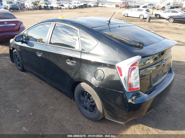 Toyota Prius Three 2015 JTDKN3DU4F1874380 Image 3