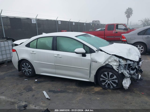 Toyota Corolla Hybrid Le 2020 JTDEBRBE6LJ006669 Image 13
