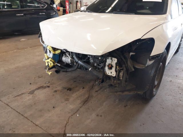 1VWAT7A32FC077602 Volkswagen Passat 1.8t S